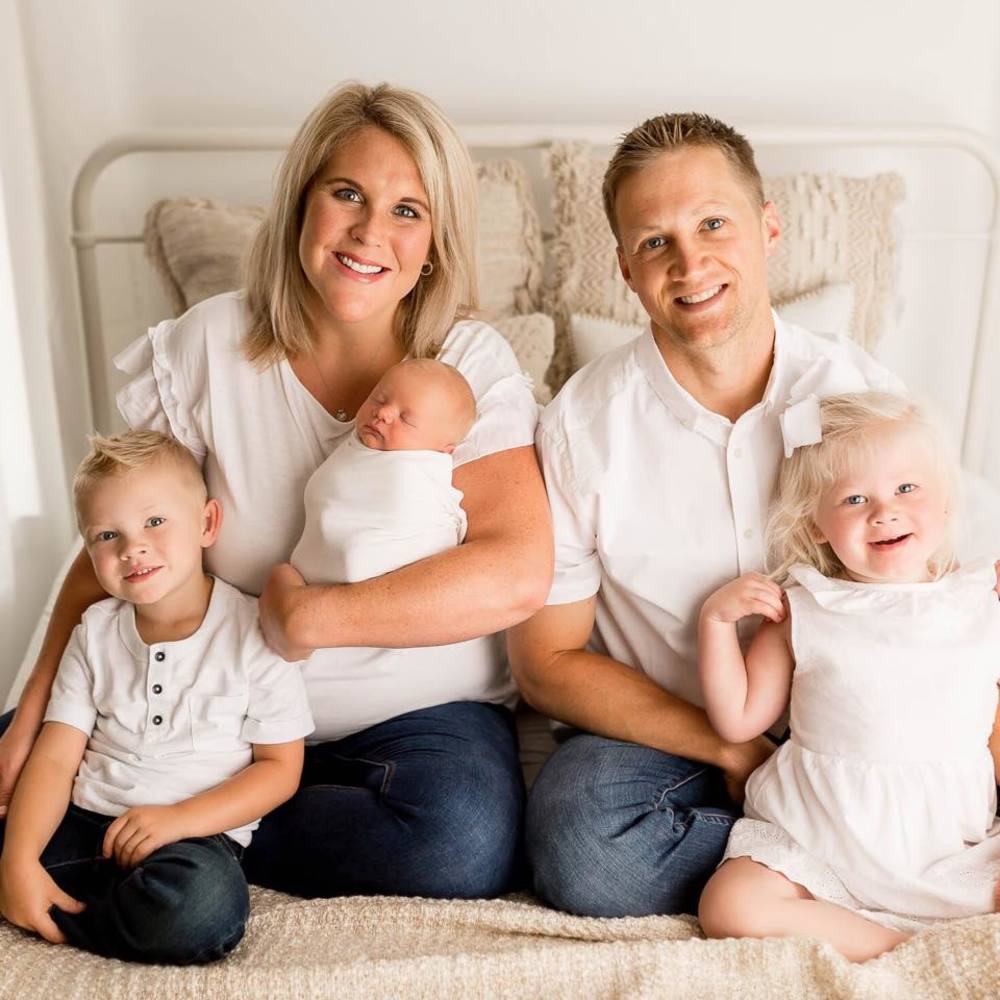 Meet your Posher, Courtney